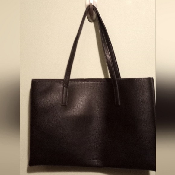 NWOT Vince Camuto Tote - Picture 2 of 5